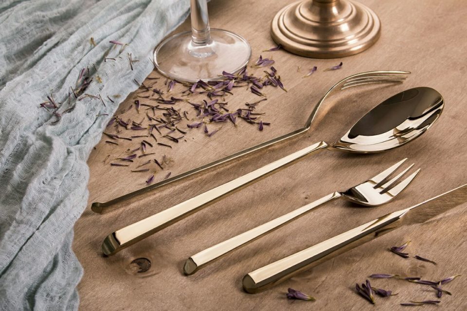 قاشق،چنگال و کارد