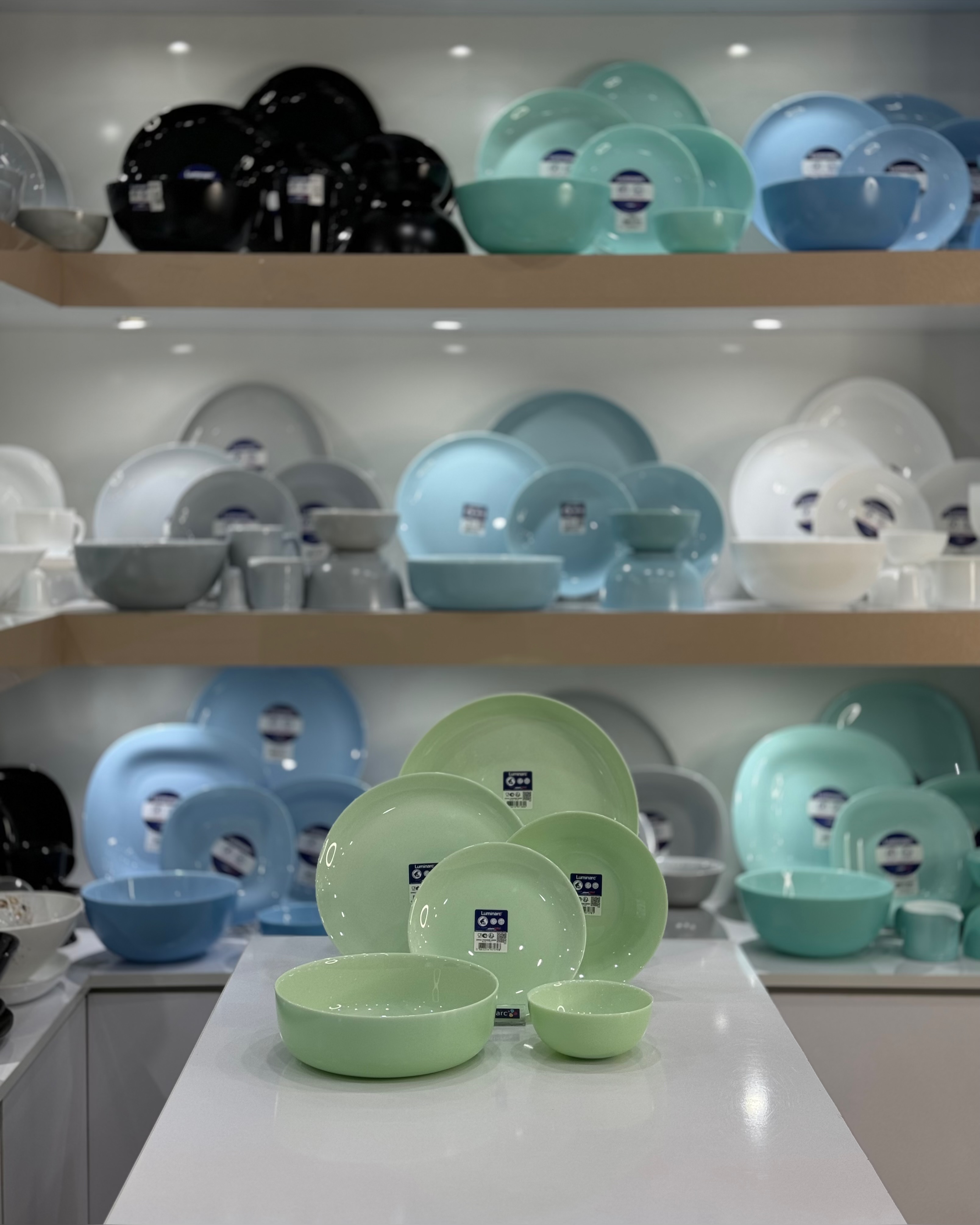 سرویس آرکوپال ۲۶ پارچه لومینارک فرانسه مدل سبز پارادایس